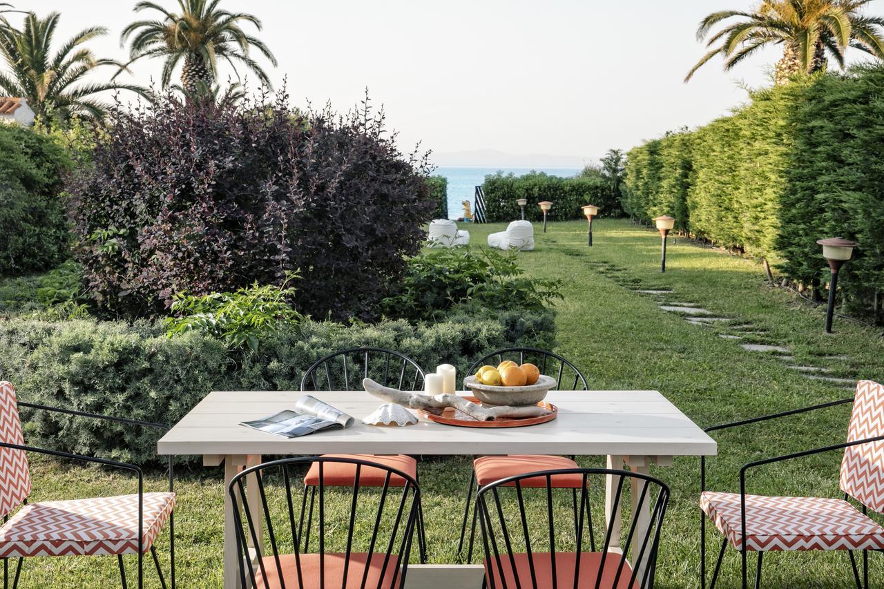 Hestia Beachfront Villa Полихроно Екстериор снимка