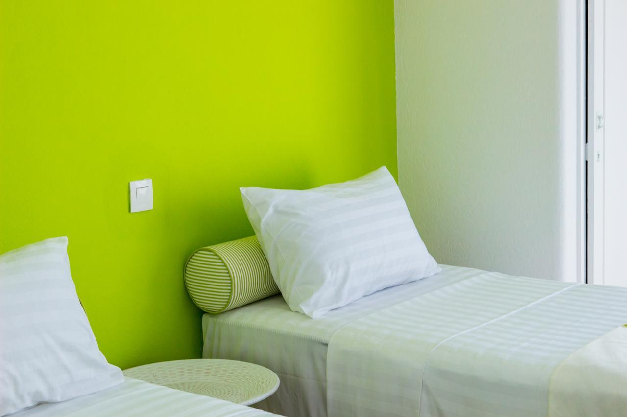 Hestia Beachfront Villa Полихроно Екстериор снимка