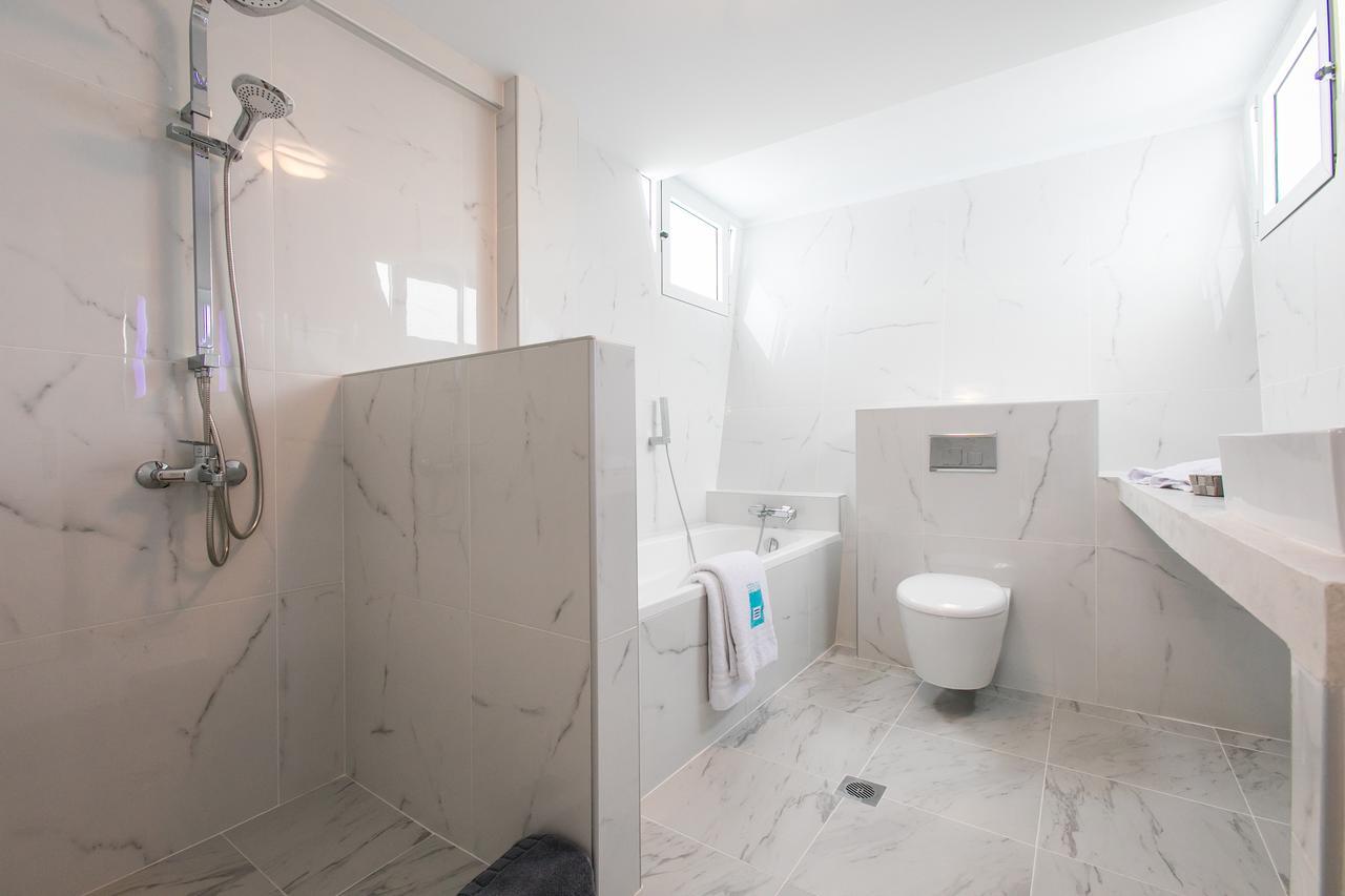 Hestia Beachfront Villa Полихроно Екстериор снимка